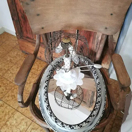 Oda ve Kahvaltı Lamagia Di Corte Moronati