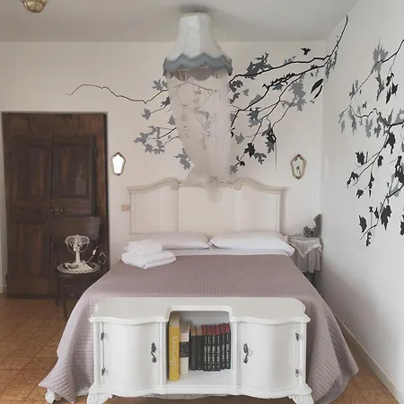 Lamagia Di Corte Moronati Bed & Breakfast