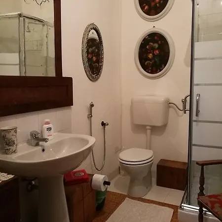 Bed & Breakfast Lamagia Di Corte Moronati