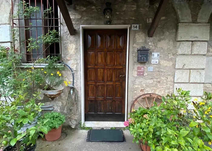 Lamagia Di Corte Moronati 4*